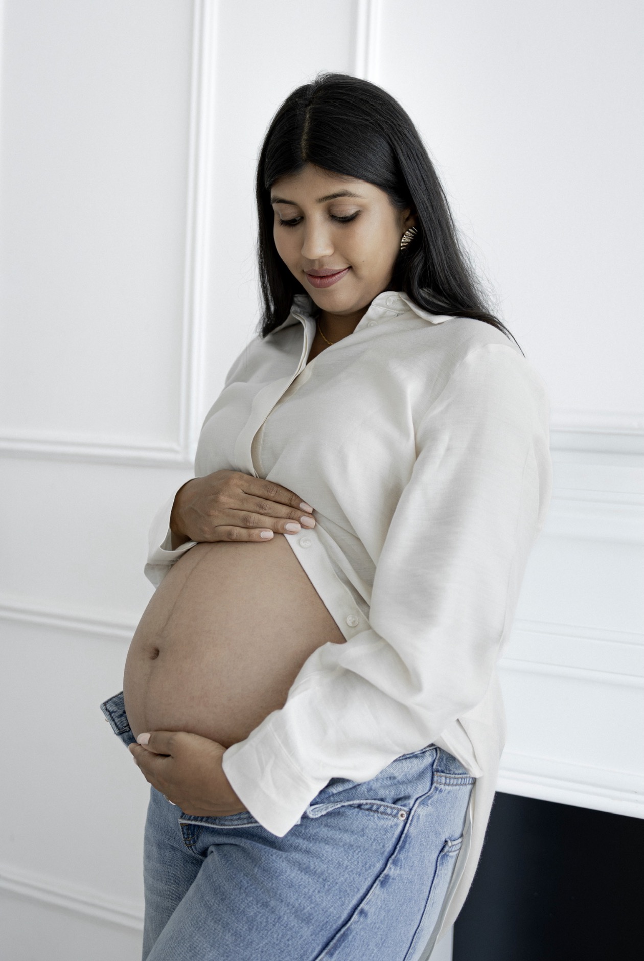 Maternity photography in Dubai by Elina K.