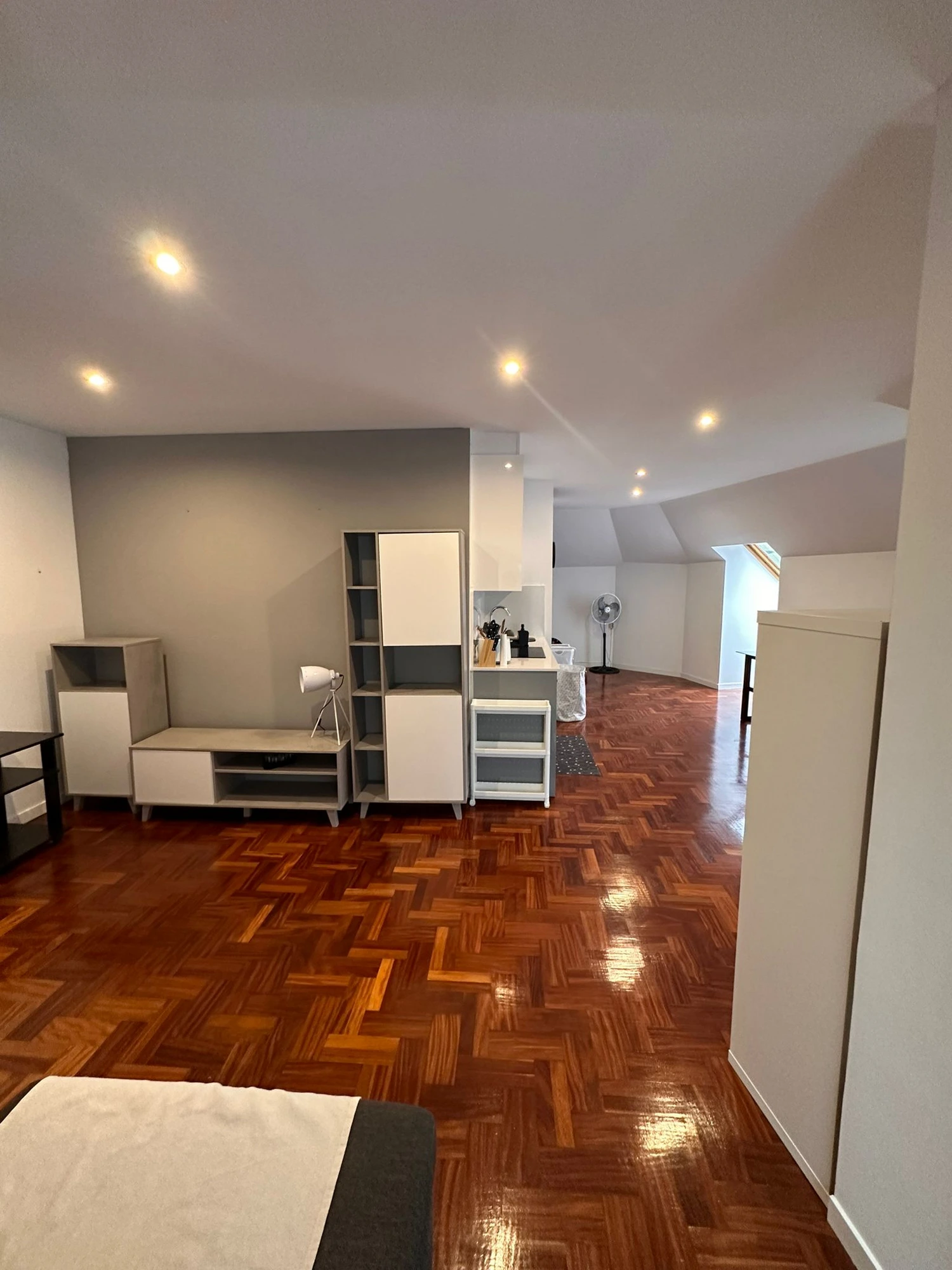 Reforma integral - estudio Silla del rey (Oviedo) — Después 1