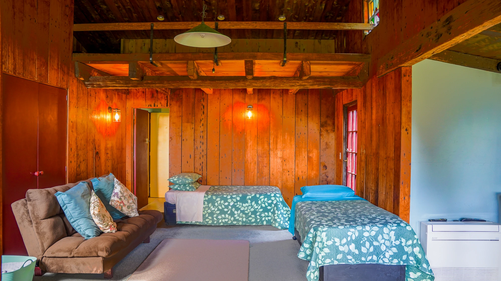 Lodge bedroom