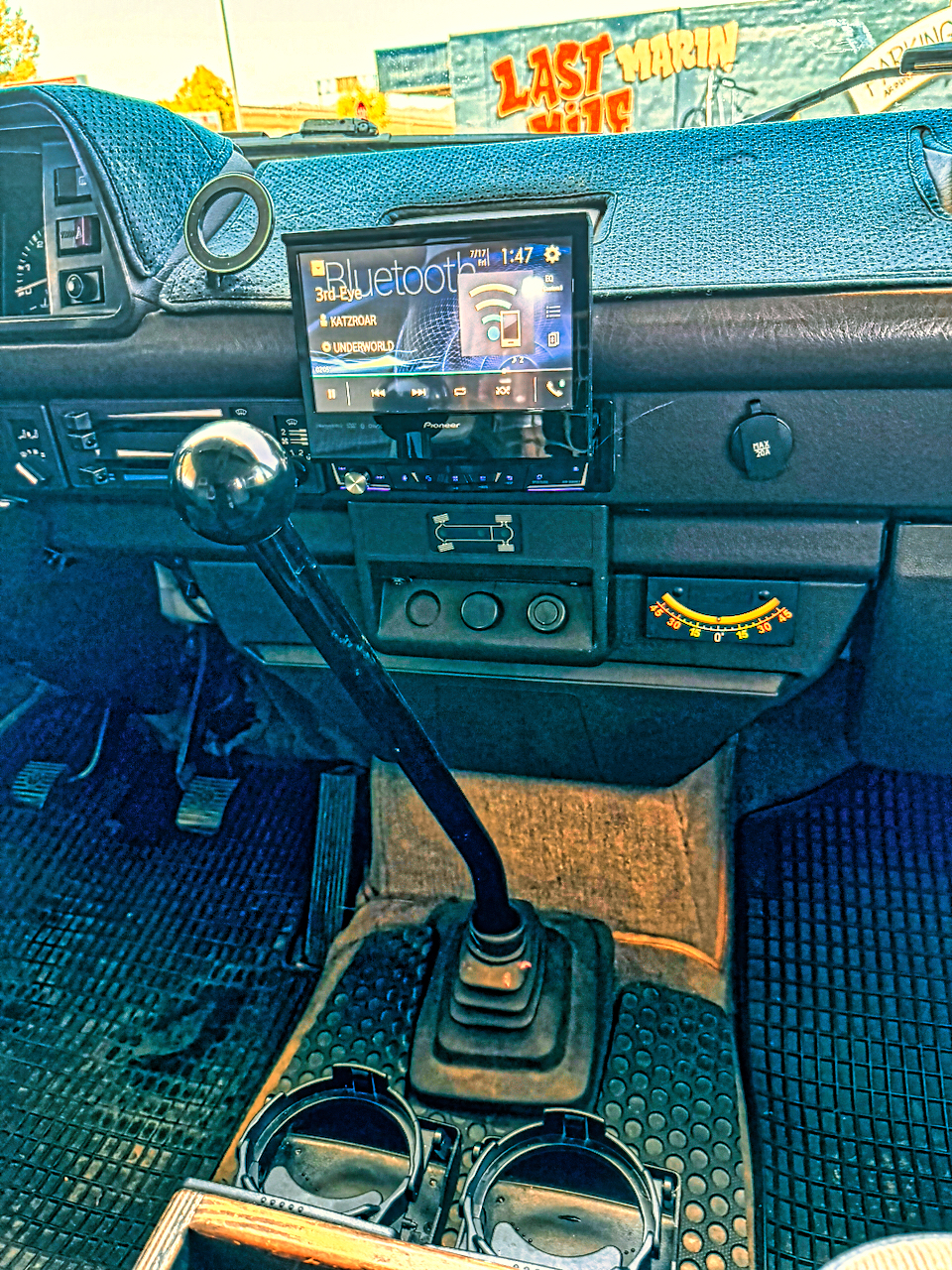 Pioneer touchscreen, Big Shot shifter and inclinometer