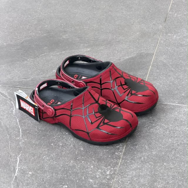 Spider-Web Rouge